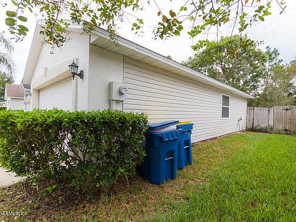 5th image of 12284 Bucks Harbor Dr S