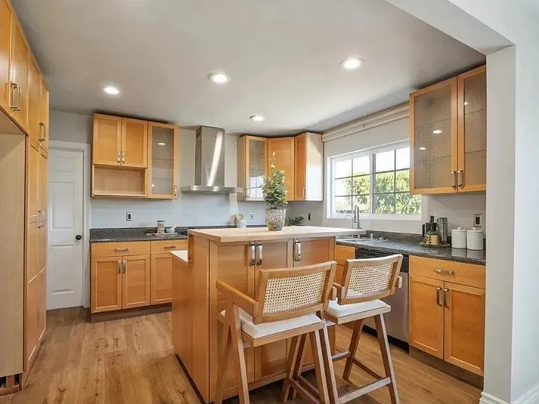 2705 Kobe Dr — Photo 7