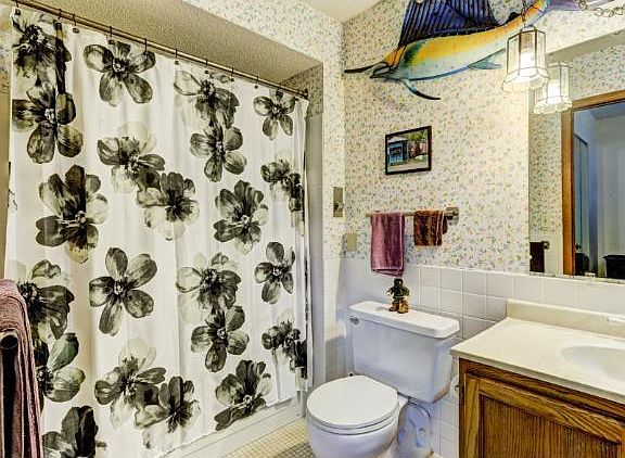 5th image of 6615 Lake Shore Dr S APT 217