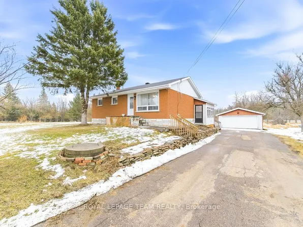 285 Foymount Rd, Bonnechere Valley, ON K0J 1T0