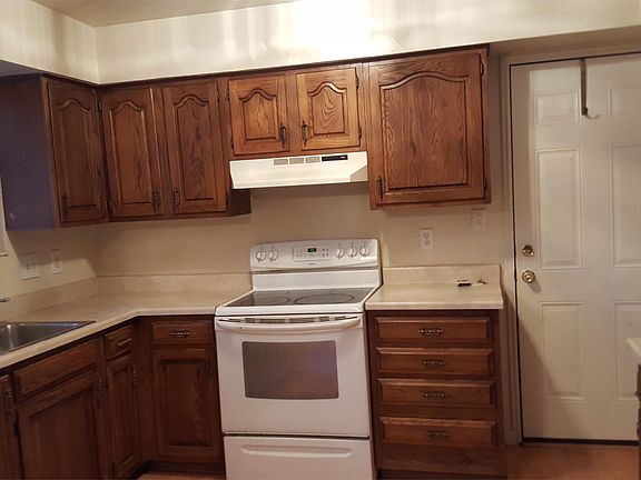4th image of 34600 Blackfoot St