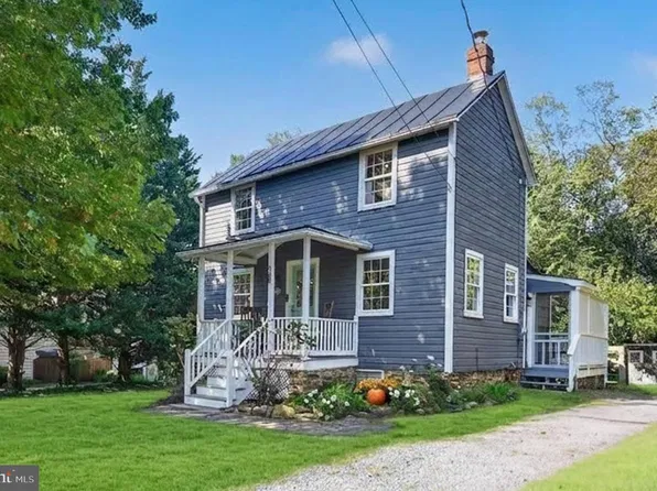 211 E G St, Purcellville, VA 20132