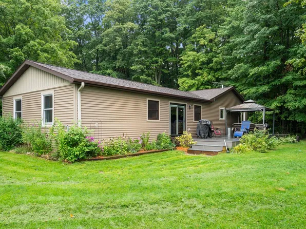 5275 Pierce Rd, Kingsley, MI 49649
