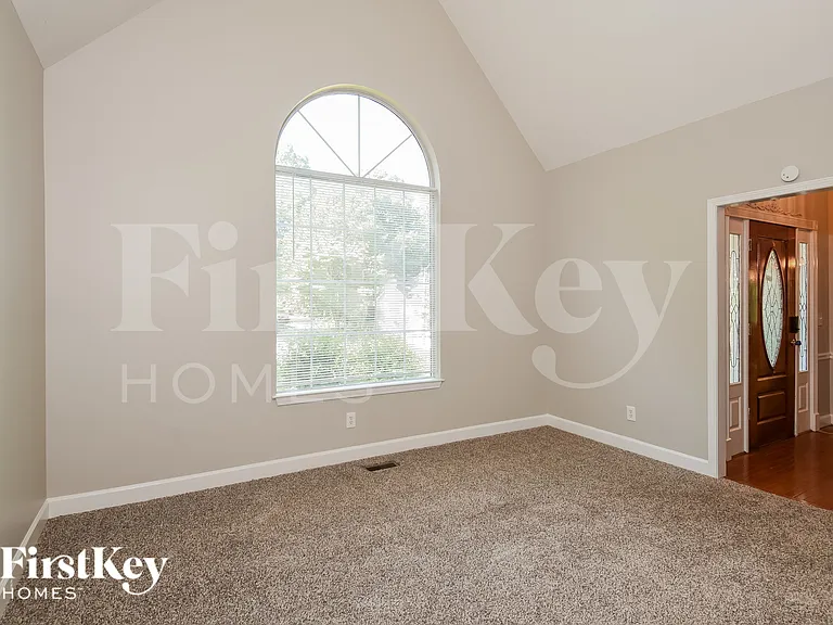 9240 Charlton Pl — Photo 7