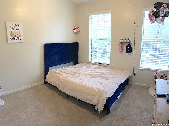 5th image of 889 NW 21st Ave