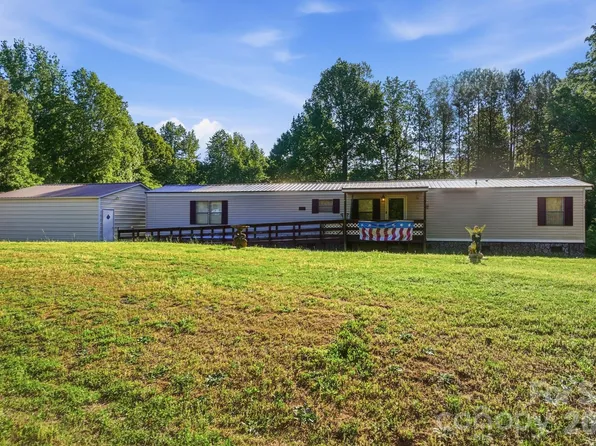 2909 Balkan Dr, York, SC 29745