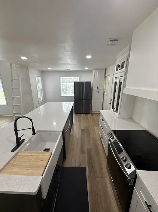 2 bed, 1154 sqft, $1,895 — Photo 4