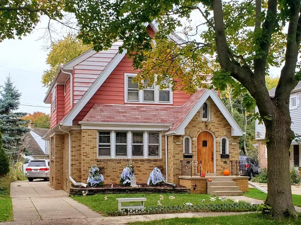 1903 North 85th STREET #1905, Wauwatosa, WI 53226