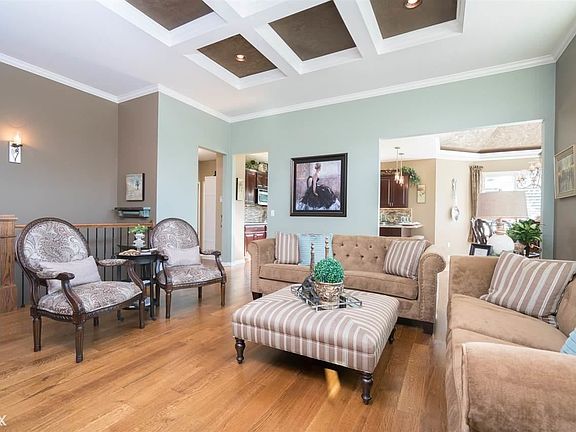 3rd image of 63069 Plantation Ct