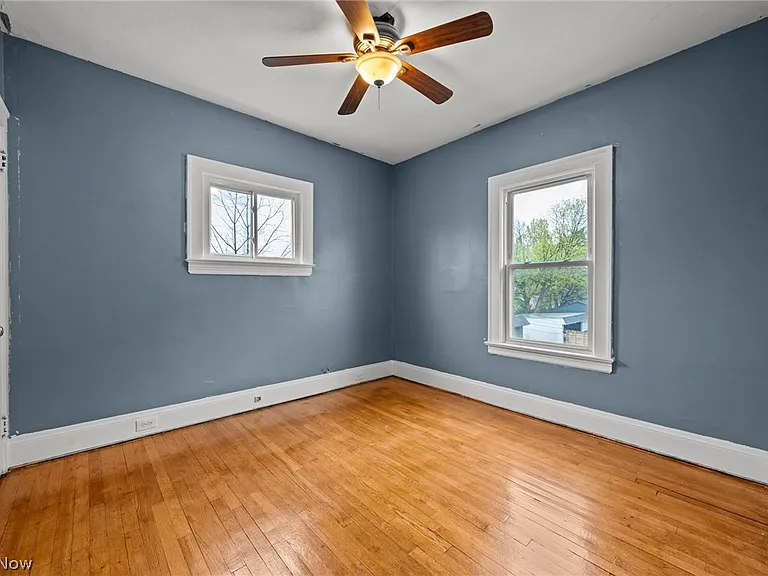 2056 Wascana Ave — Photo 11