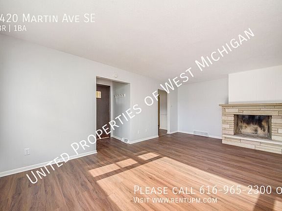 2nd image of 2420 Martin Ave SE
