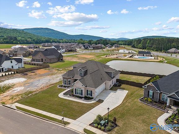 4th image of 8905 Lockwood Ln SE