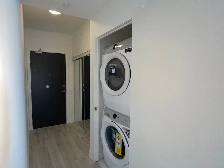 7 Golden Lion Hts S #1507 — Photo 22
