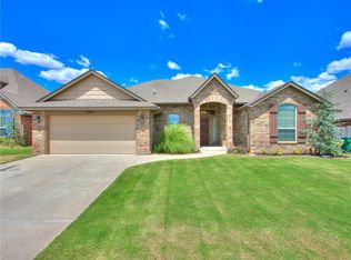 9921 NW 141st St, Yukon, OK 73099