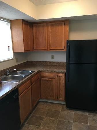 1st image of 757 Richard Ct