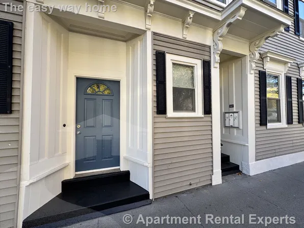1204 Cambridge St, Cambridge, MA