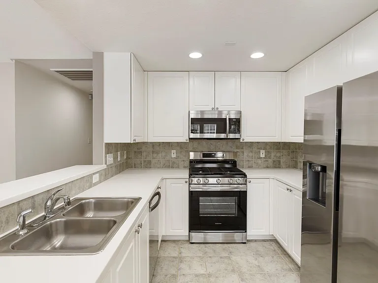 67 Woodlily Pl — Photo 11