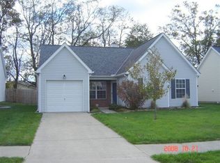 1054 Sunrise Dr, Newark, OH 43055