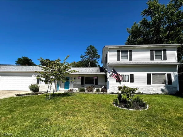3105 Charles St, Cuyahoga Falls, OH 44221