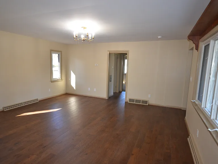 646 Morningview Ave — Photo 17