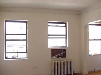 Rented by Rent Manhattan