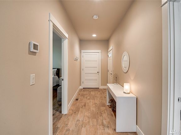 3rd image of 2452 NW Columbia Ave #43