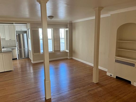 3rd image of 1895 Pacific Ave APT 306