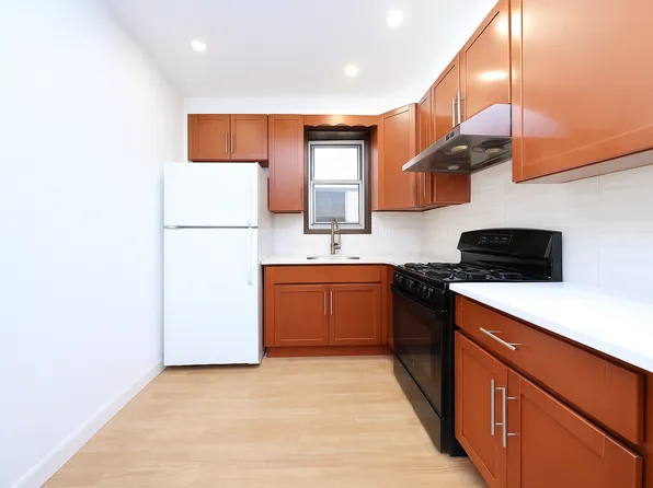 2166 West 9th Street image 6 of 27