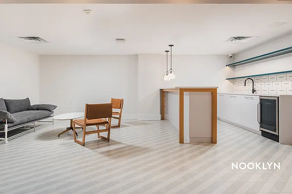 Rented by Nooklyn NYC LLC | media 70