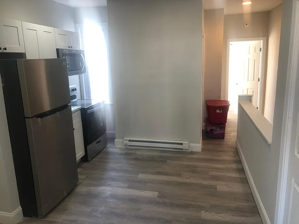 262 W Ontario St #2