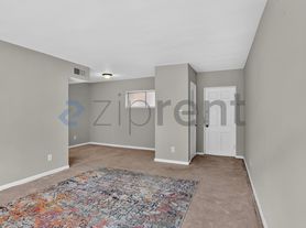 91 Rumson Rd NE