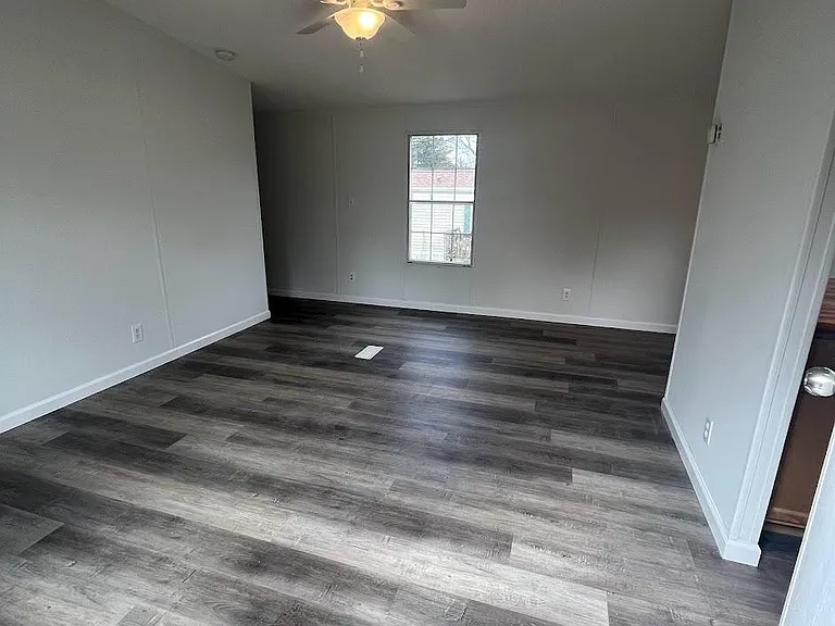 312 Hammond St — Photo 3