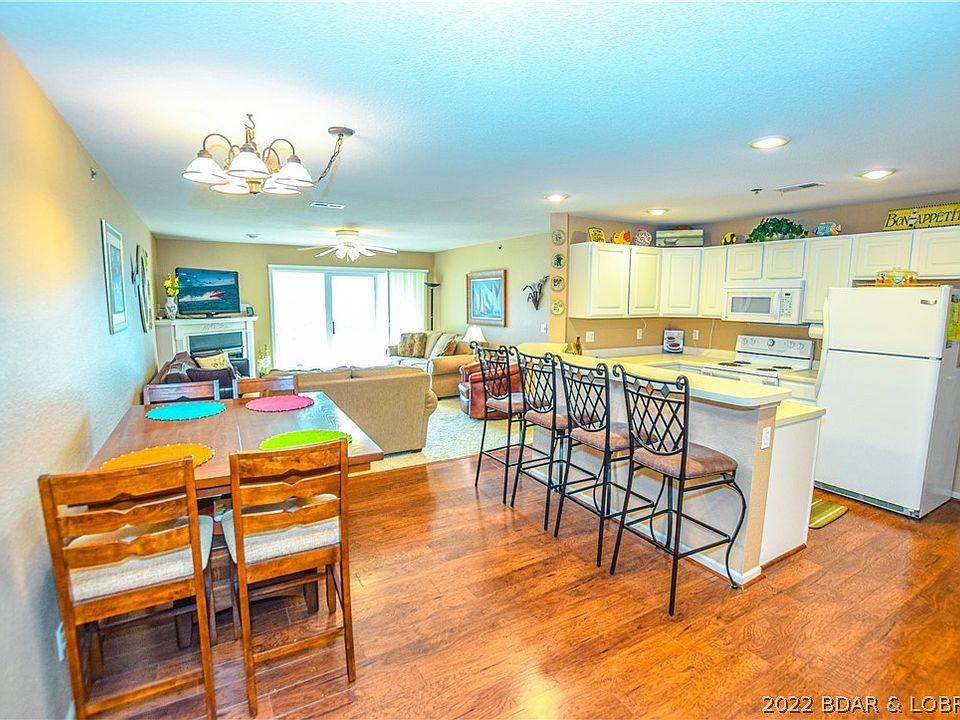1st image of 4800 Eagleview Dr Unit 216A
