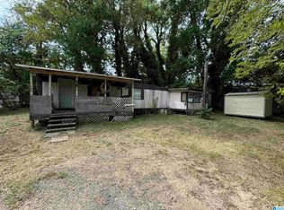 216 Main St, Graysville, AL 35073