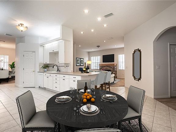 5th image of 4317 Faircourt Dr