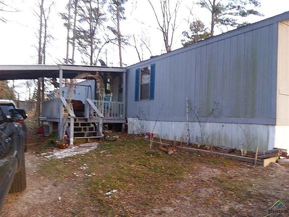 4th image of 391 Private Road 7996