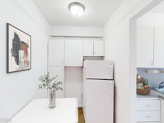 2nd image of 339 E 58th St APT 3F