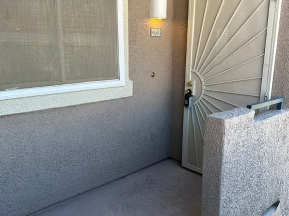 2100 Gravel Hill St Unit 202, Las Vegas, NV 89117