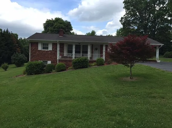 112 Blue Ridge Rd, State Road, NC 28676