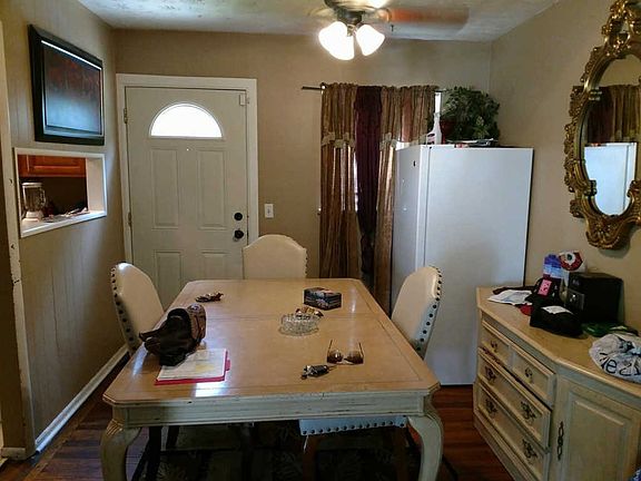 4th image of 11511 Folkstone Dr