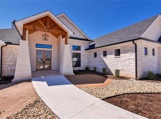 105 Crystal Ln, Georgetown, TX 78633