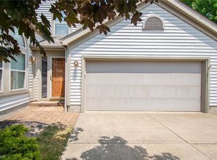151 Spinnaker Ct, Columbiana, OH 44408