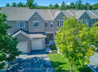 485 Foxhall Way, Ottawa, ON K2M 0G2