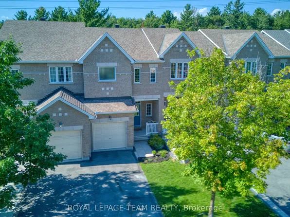 485 Foxhall Way, Ottawa, ON K2M 0G2