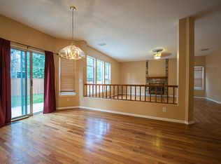 16325 E Hialeah Dr, Centennial, CO 80015