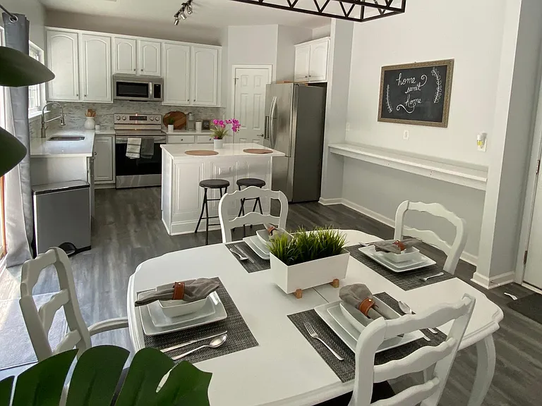 5028 Newport Landing Way — Photo 18