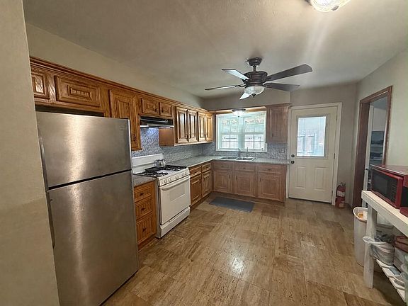 4th image of 1847 Pasadena Blvd