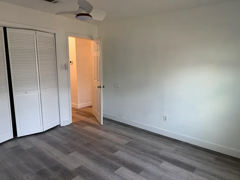 705 Admiralty Way — Photo 7