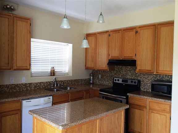5th image of 11103 Camargo Dr
