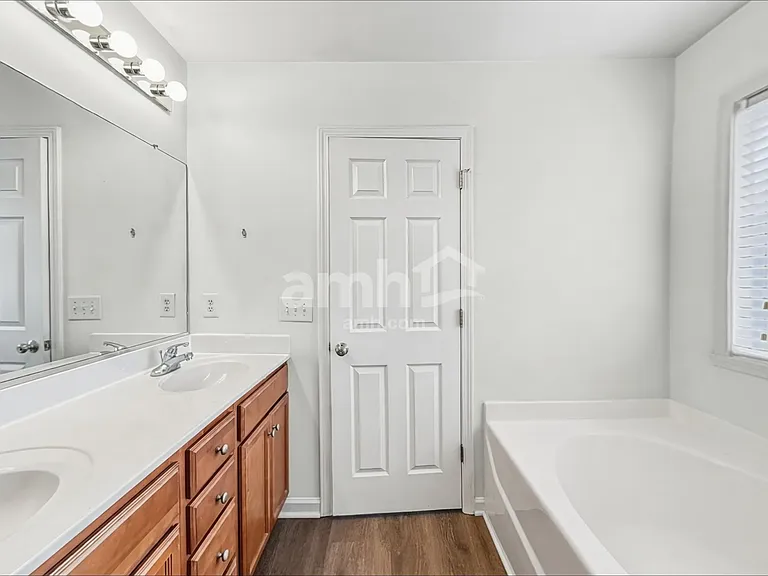 1149 Langston Dr — Photo 13